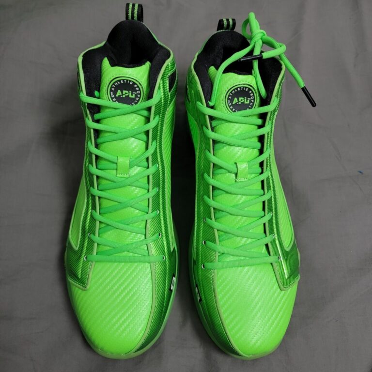 Самые технологичные кроссовки. 3 модели, в которых бьют рекорды — Кик ...